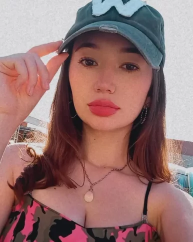 Photo of model @sharbi_da_silva102