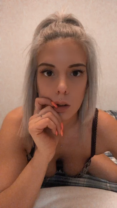 Photo of model @sharonn