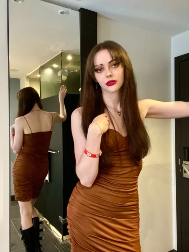 Photo of model @shatteredpolaroids