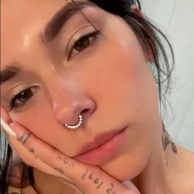 Photo of model @sherryl_bom_shel