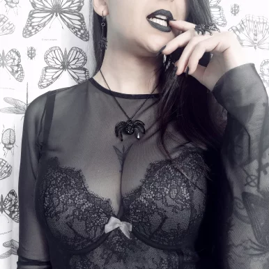 Photo of model @shesnotperky