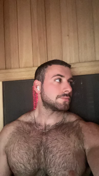 Photo of model @shredsfree