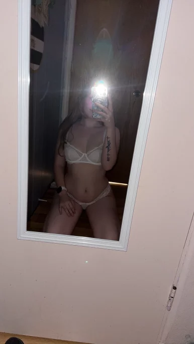 Photo of model @sidehustle2023