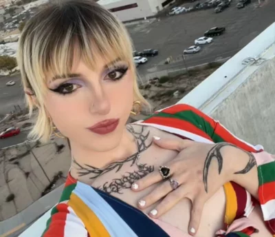 Photo of model @sidneygray