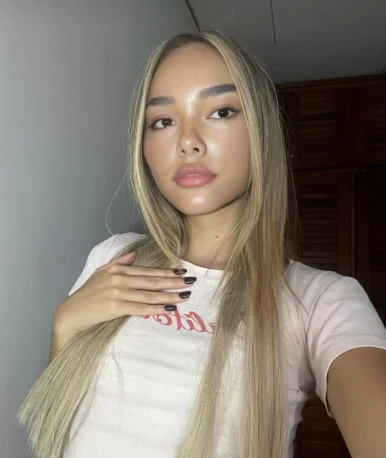 Photo of model @siennaford