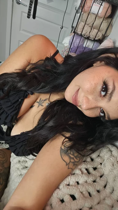 Photo of model @sierraskyetv