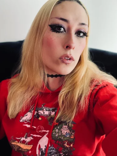 Photo of model @sikkaeia