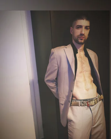 Photo of model @simon_crowler