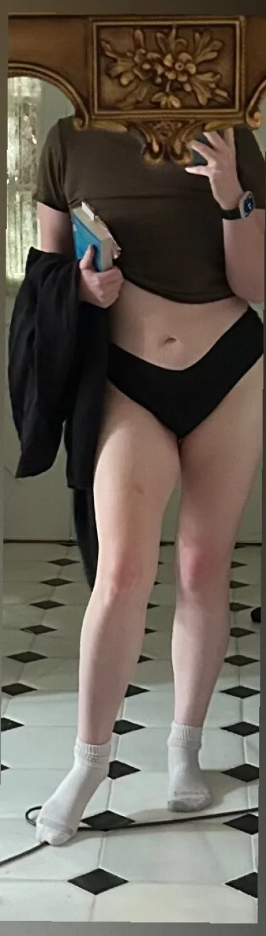 Photo of model @sincerely_carli