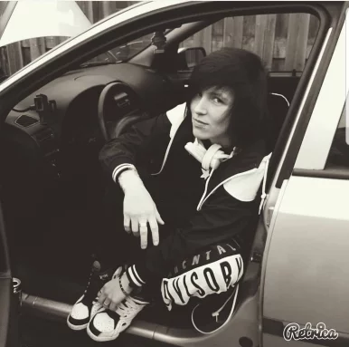 Photo of model @skyesiobhan