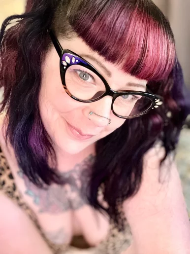 Photo of model @skylar_bird