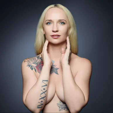 Photo of model @skyxratedd