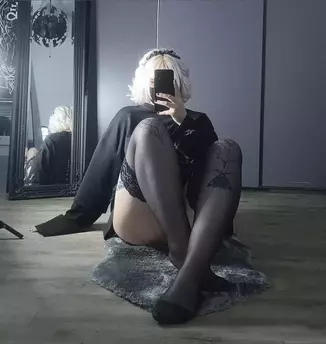 Photo of model @smolbubblegum