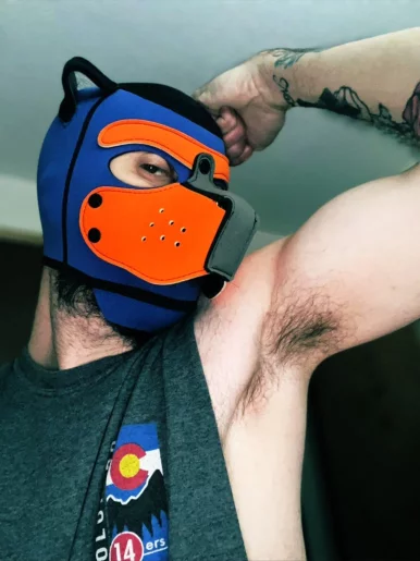 Photo of model @sniffmypaws