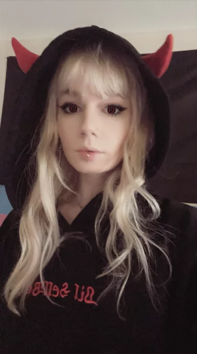 Photo of model @soapyfate2