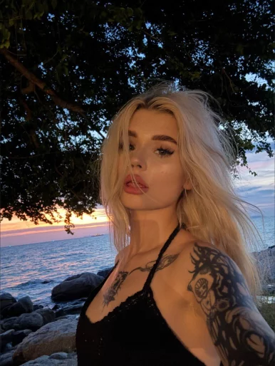 Photo of model @sofaaaaaaaaaa