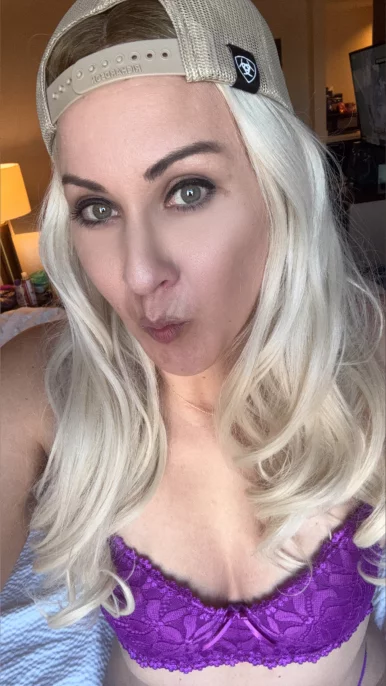 Photo of model @sophiaroseisreal