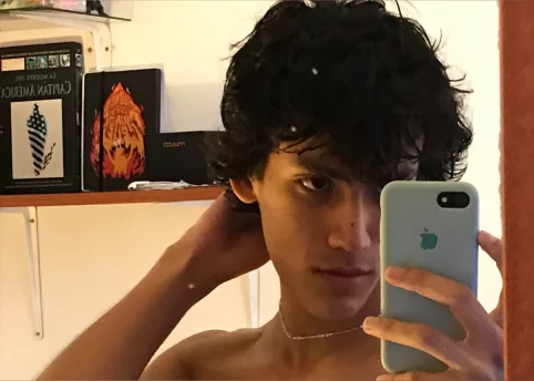 Photo of model @soulenjoyer