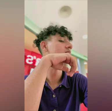 Photo of model @soy_andrixx