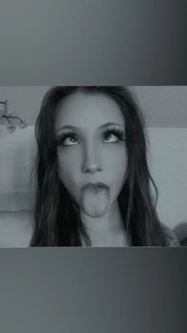 Photo of model @spookyjr