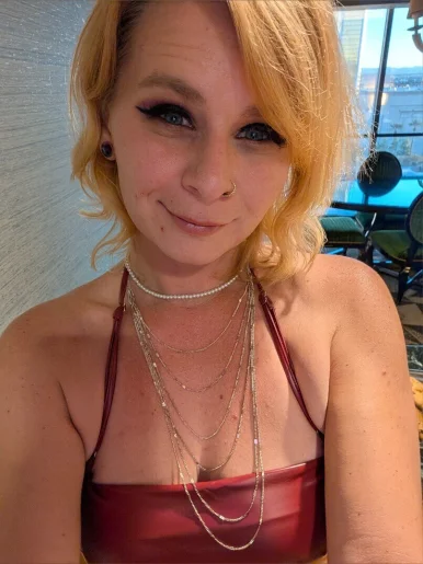 Photo of model @stalkmesoftly