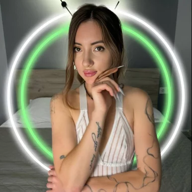 Photo of model @stassy_doll