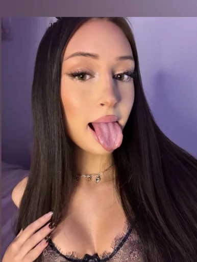 Photo of model @stellaxrain