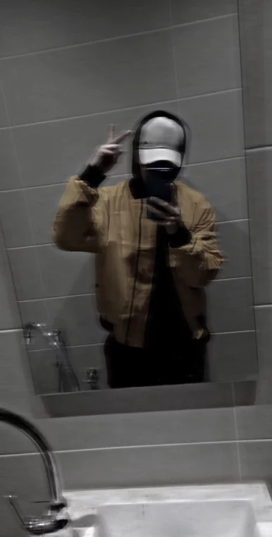 Photo of model @striker288