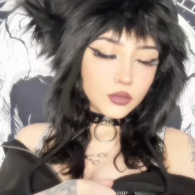 Photo of model @succubunny.free