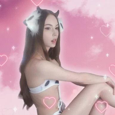 Photo of model @succubuseni