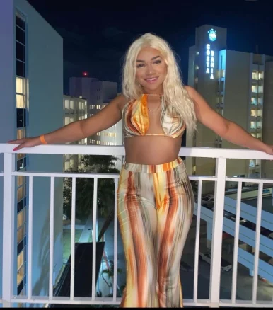 Photo of model @sugarbxx69