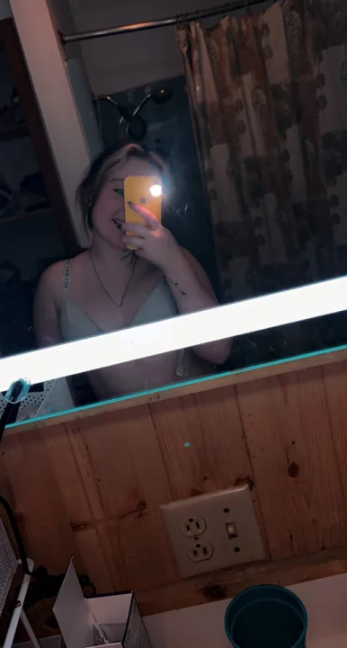 Photo of model @sultrysiren23