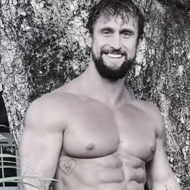 Photo of model @sultryspartan_free