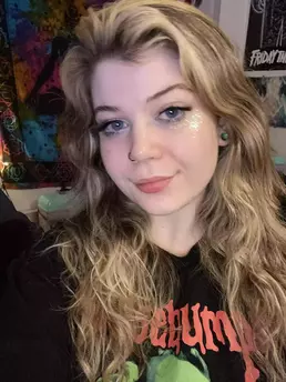 Photo of model @summerhazee