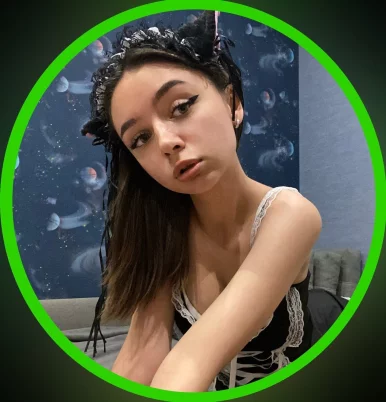 Photo of model @sweetbabexo