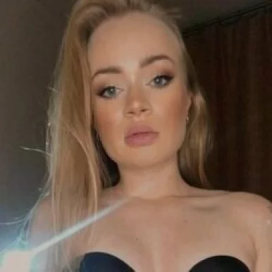 Photo of model @sweetblondy69