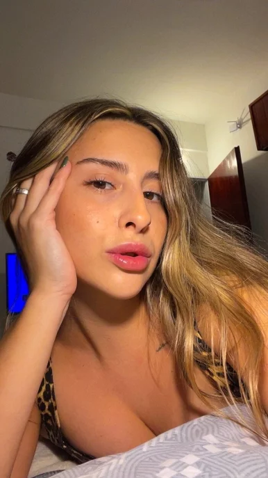 Photo of model @sydneydyerx