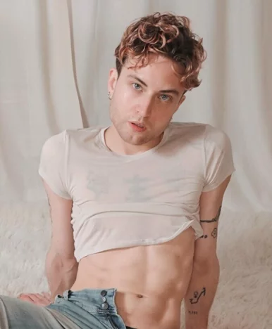 Photo of model @tamiboy