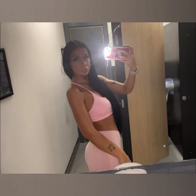 Photo of model @tamthomp98