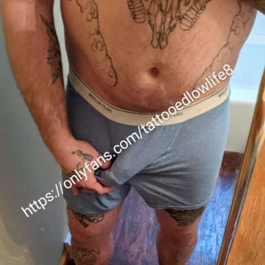 Photo of model @tattooedlowlife8