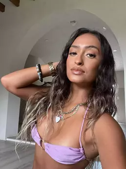 Photo of model @thaliapagan