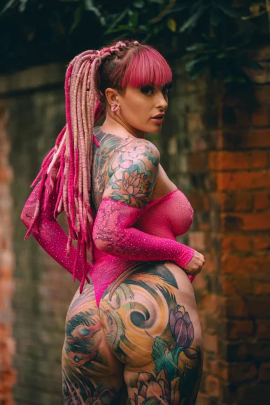 Photo of model @thatpiggymouth