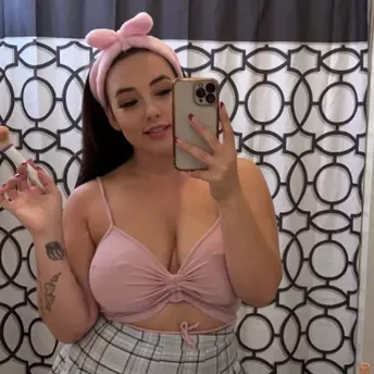 Photo of model @thealanawhite