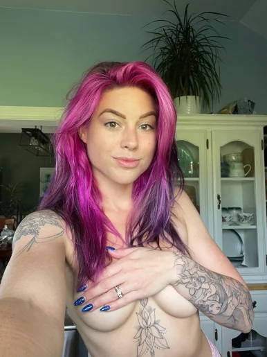 Photo of model @thecottoncandyqueenxxx