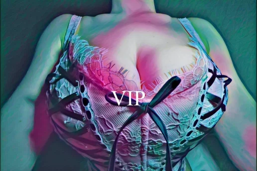 Photo of model @thedavinaxxx