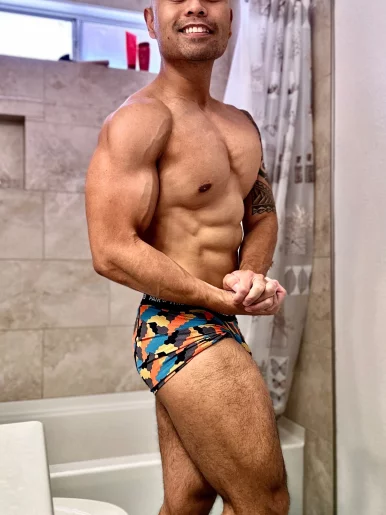 Photo of model @theeasiansensation69