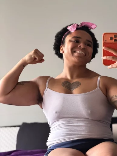 Photo of model @thegymheaux