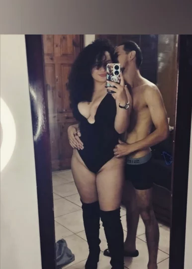 Photo of model @thehotcouple