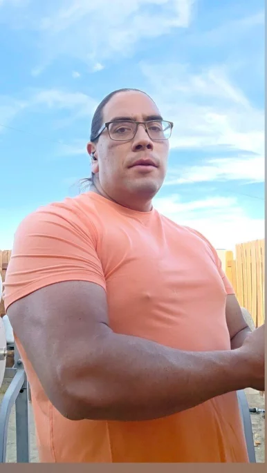 Photo of model @thenativegeek