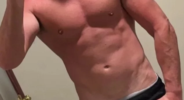 Photo of model @theogokcbwc